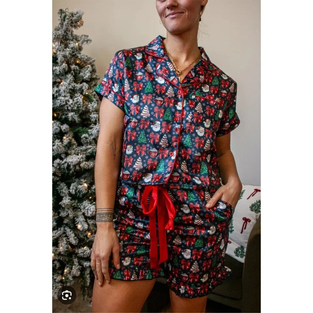 Simply Southern Christmas Pajama Set Santa Tree Ruffle Shorts Large NWT